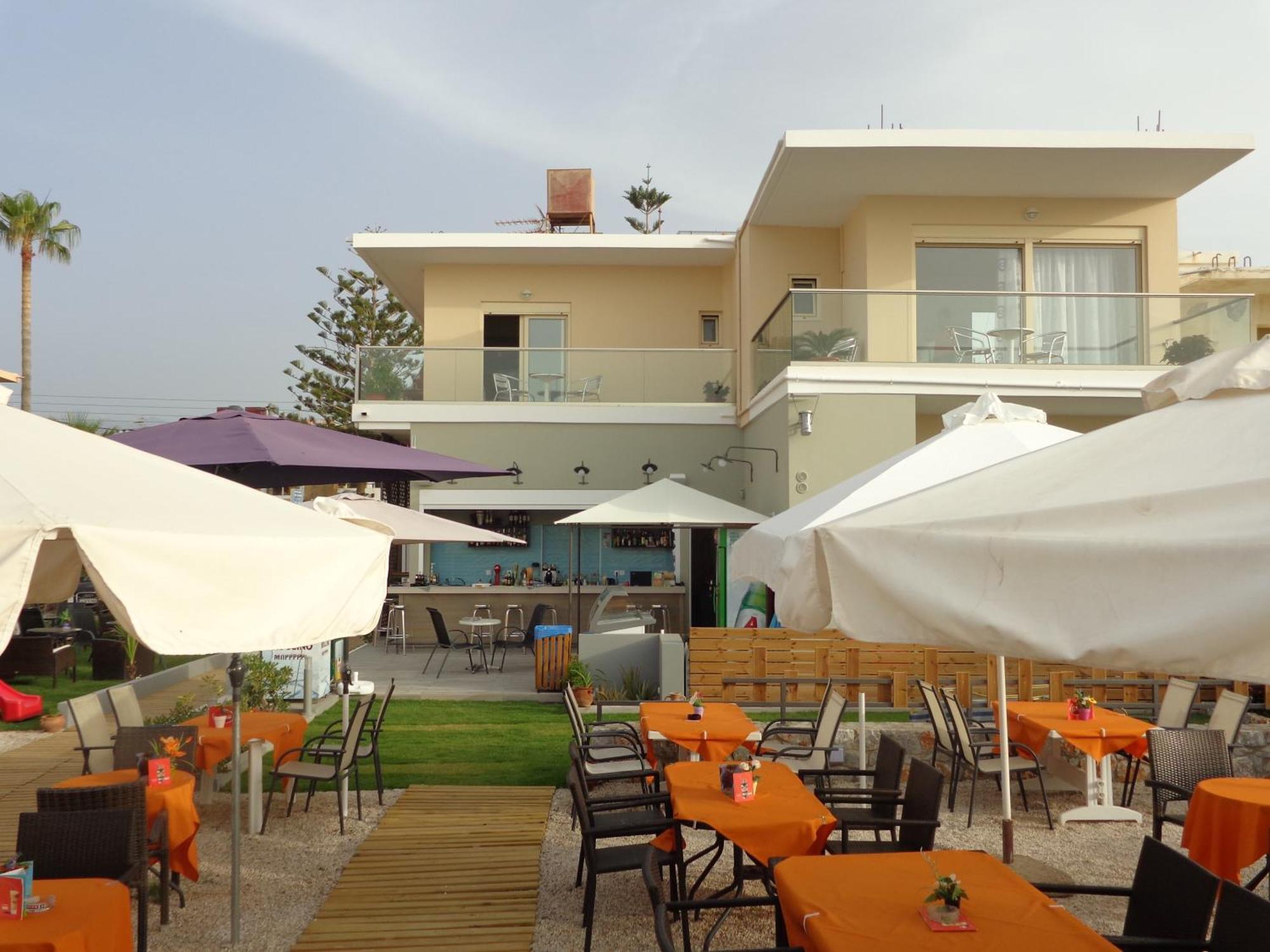 Litinakis Studios Sea View & Litinakis Studios Garden View 700 Meters Away Agia Marina  Екстер'єр фото