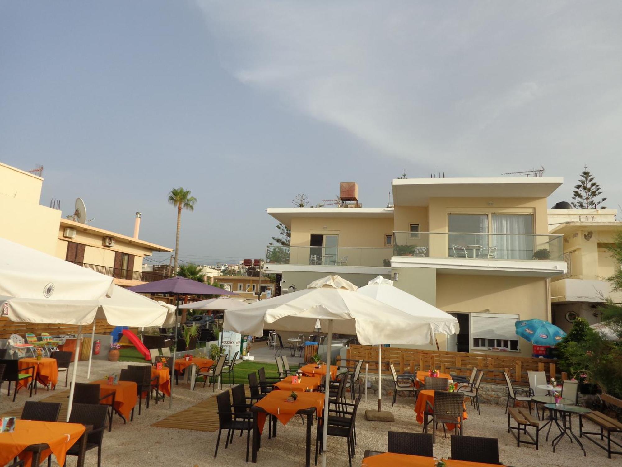 Litinakis Studios Sea View & Litinakis Studios Garden View 700 Meters Away Agia Marina  Екстер'єр фото