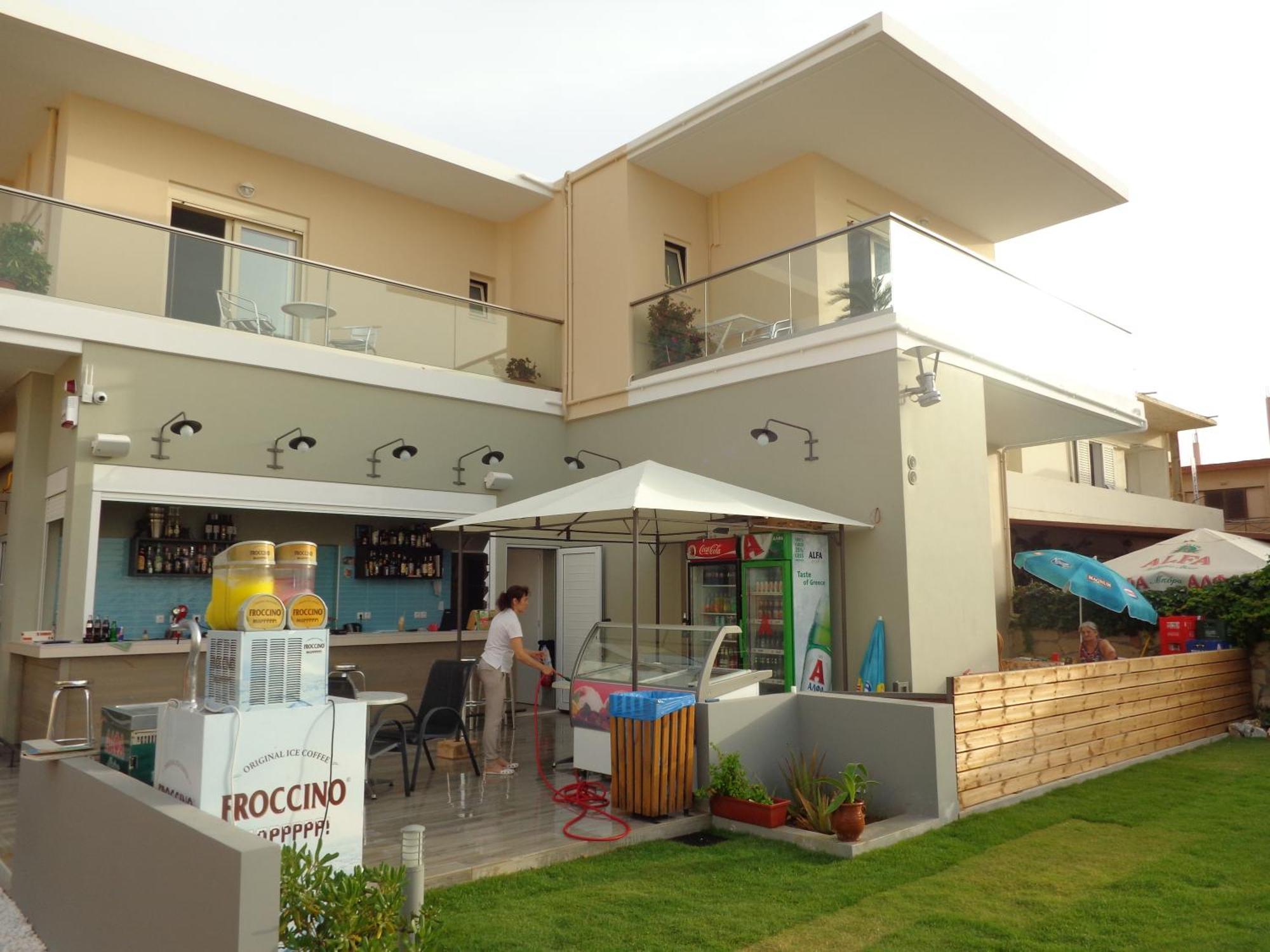 Litinakis Studios Sea View & Litinakis Studios Garden View 700 Meters Away Agia Marina  Екстер'єр фото