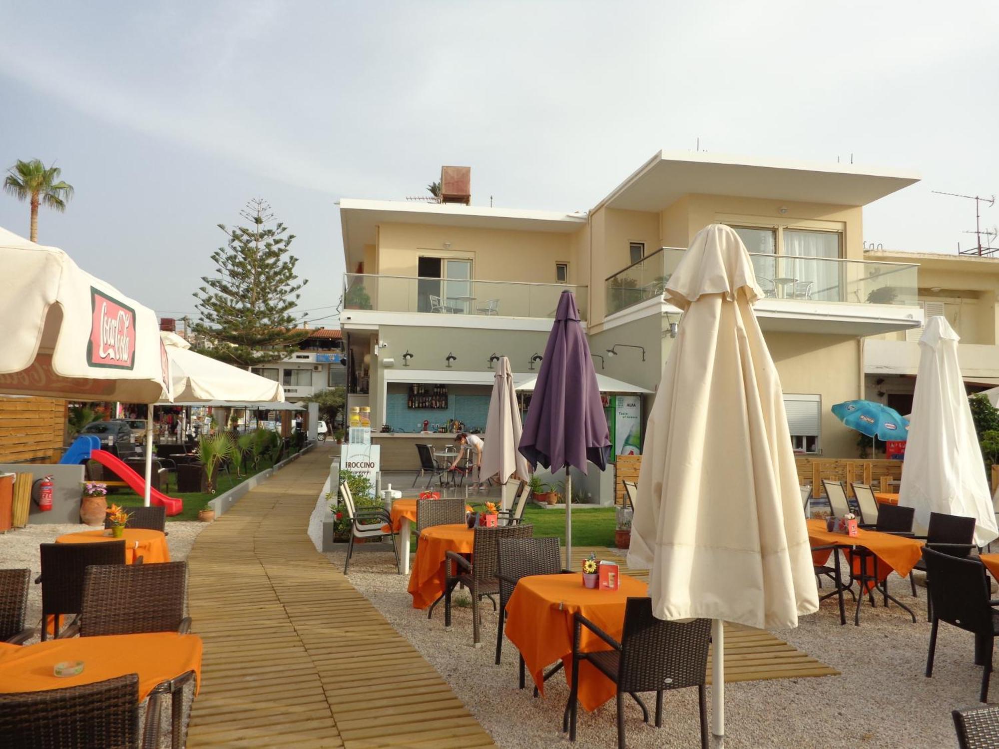 Litinakis Studios Sea View & Litinakis Studios Garden View 700 Meters Away Agia Marina  Екстер'єр фото