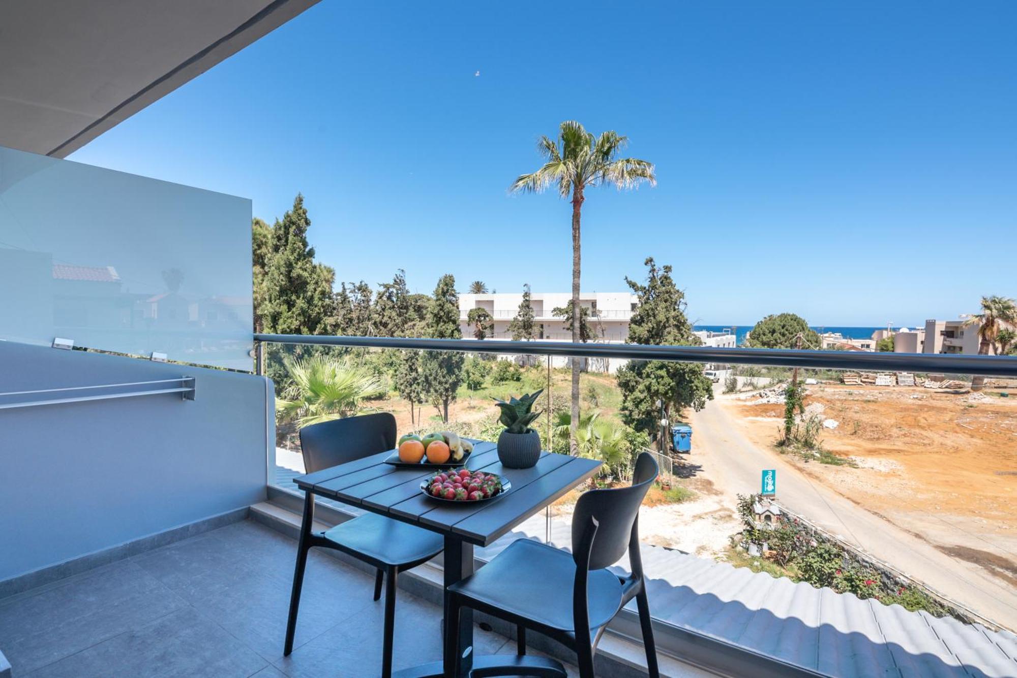 Litinakis Studios Sea View & Litinakis Studios Garden View 700 Meters Away Agia Marina  Екстер'єр фото